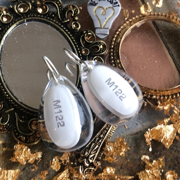 m122 pill Valacyclovir tear drop earrings fight herpes virus lol - Picture 4 of 4
